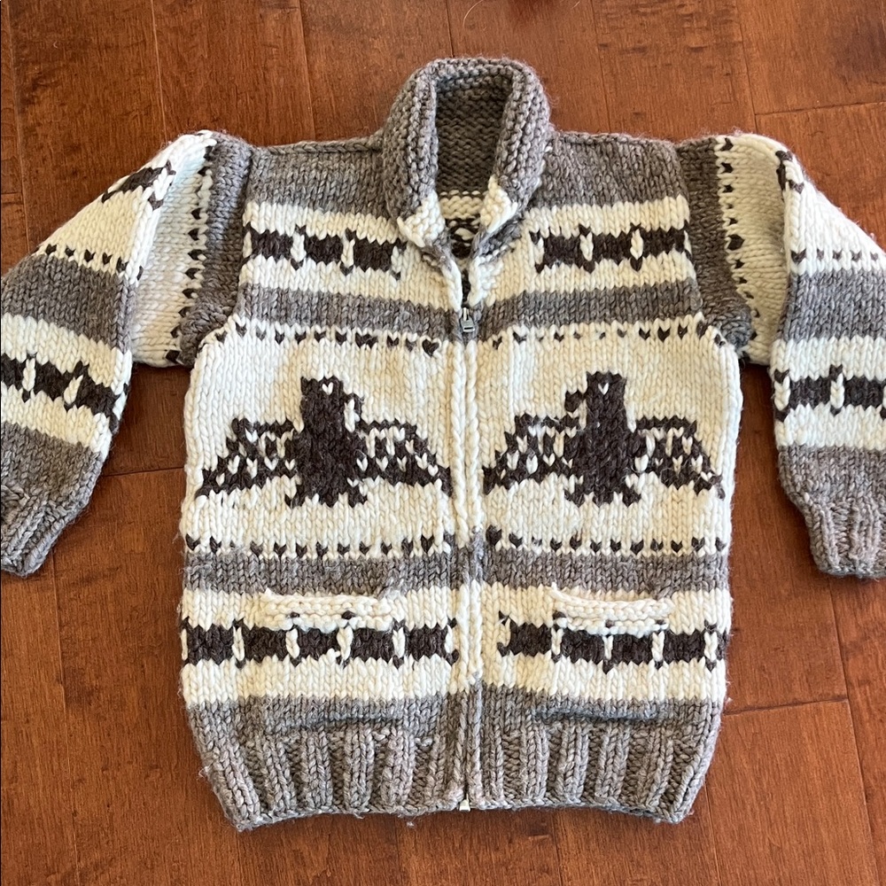 KANATA HAND KNIT Cowichan Sweater with CLASSIC EAGLE Pattern Man’s M